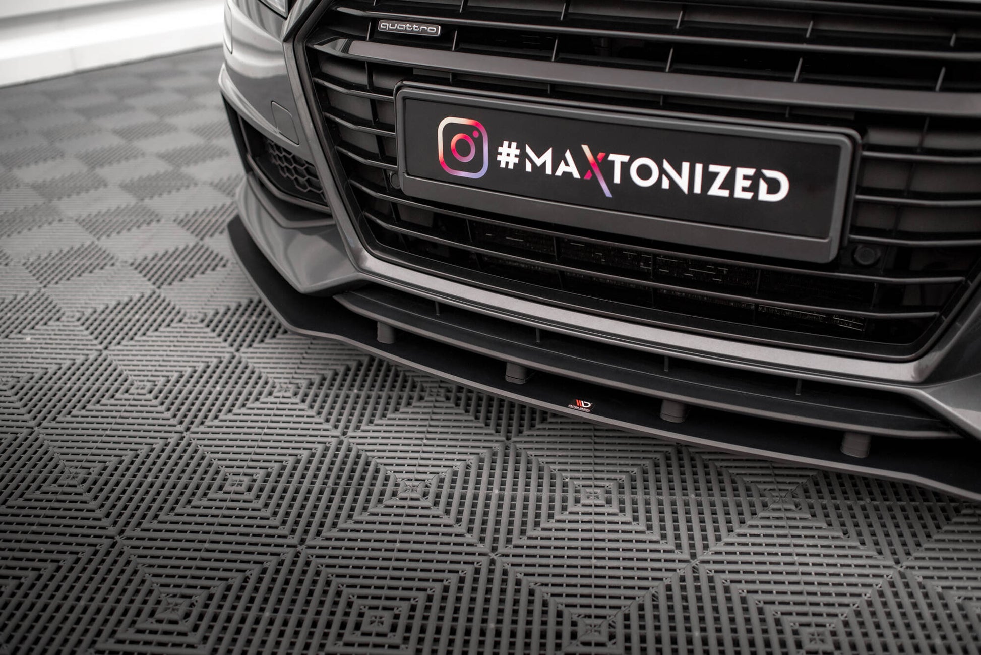 Maxton Design Street Pro Splitter Anteriore - Audi TT RS 8S - img 3
