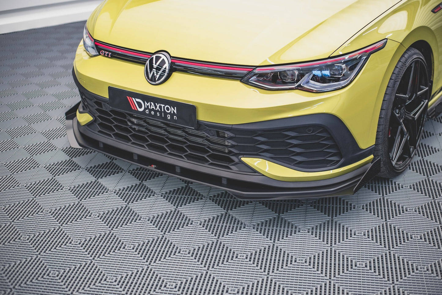 Maxton Design Street Pro Splitter Anteriore - Volkswagen Golf GTI Mk8 - img 2