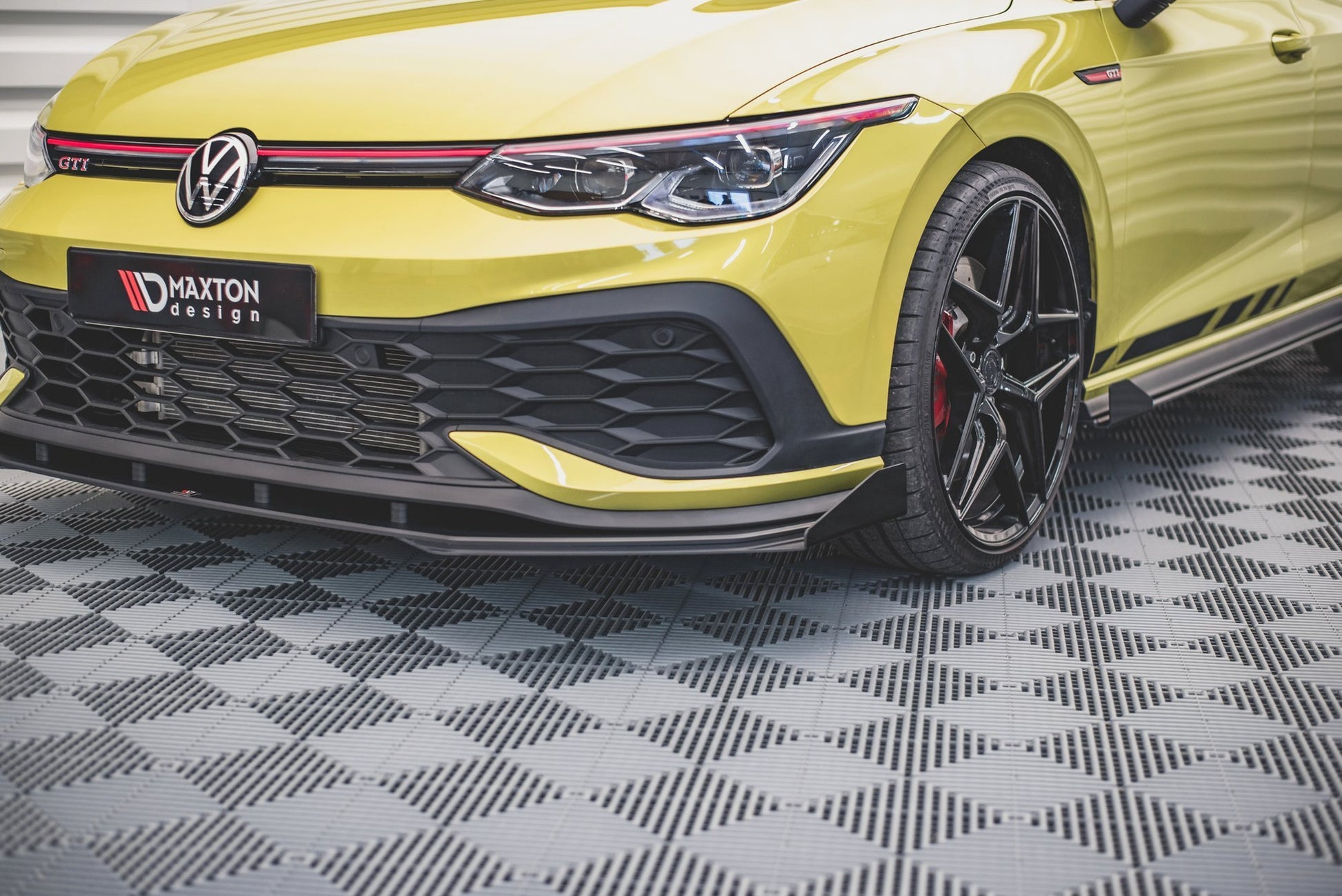 Maxton Design Street Pro Splitter Anteriore - Volkswagen Golf GTI Mk8 - img 3