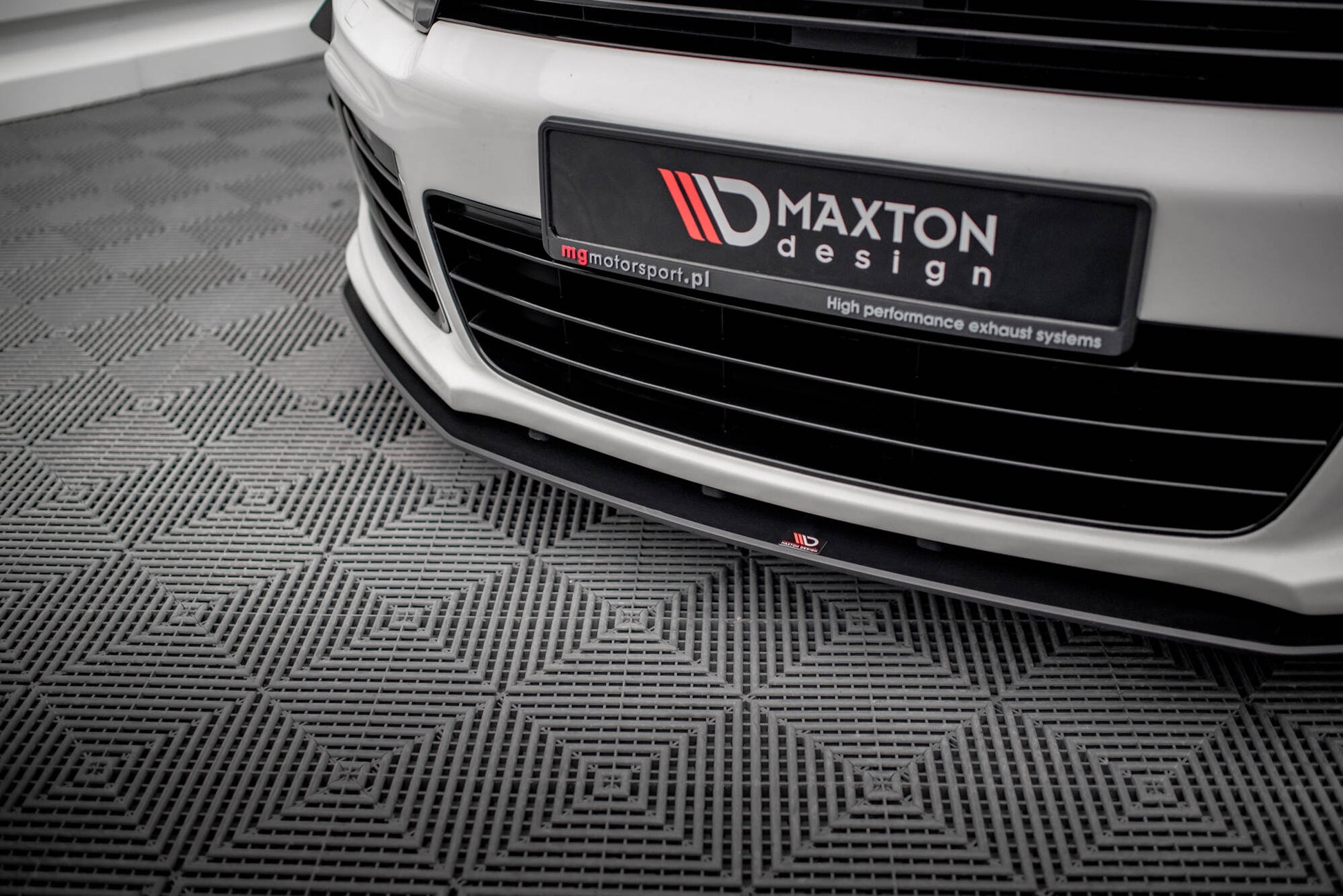 Maxton Design Street Pro Splitter Anteriore - Volkswagen Scirocco R Mk3 - img 3