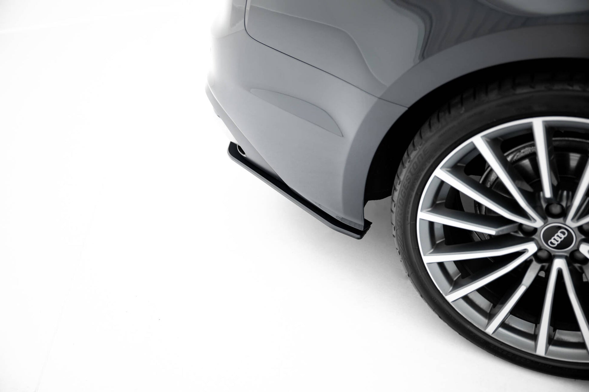 Maxton Design Street Pro Diffusore Post. - Audi A5 F5 Facelift - img 4