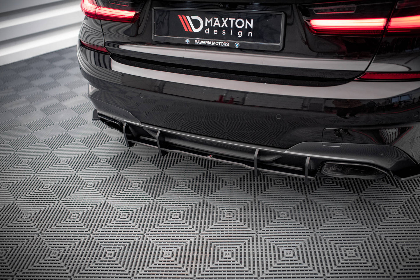Maxton Design Street Pro Diffusore Post. - BMW Serie 3 G20 - img 2