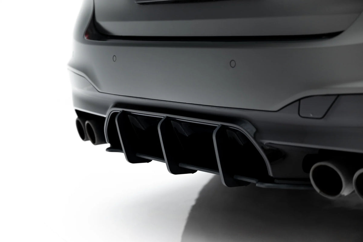 Maxton Design Street Pro Diffusore Post. - BMW Serie 5 F90 Facelift - img 4