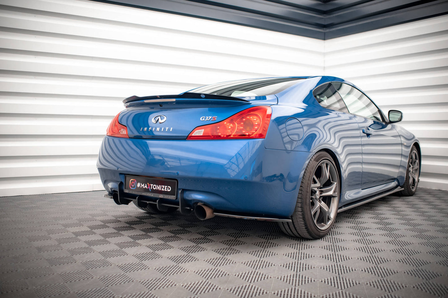 Maxton Design Street Pro Diffusore Post. - Infiniti G37 - img 2