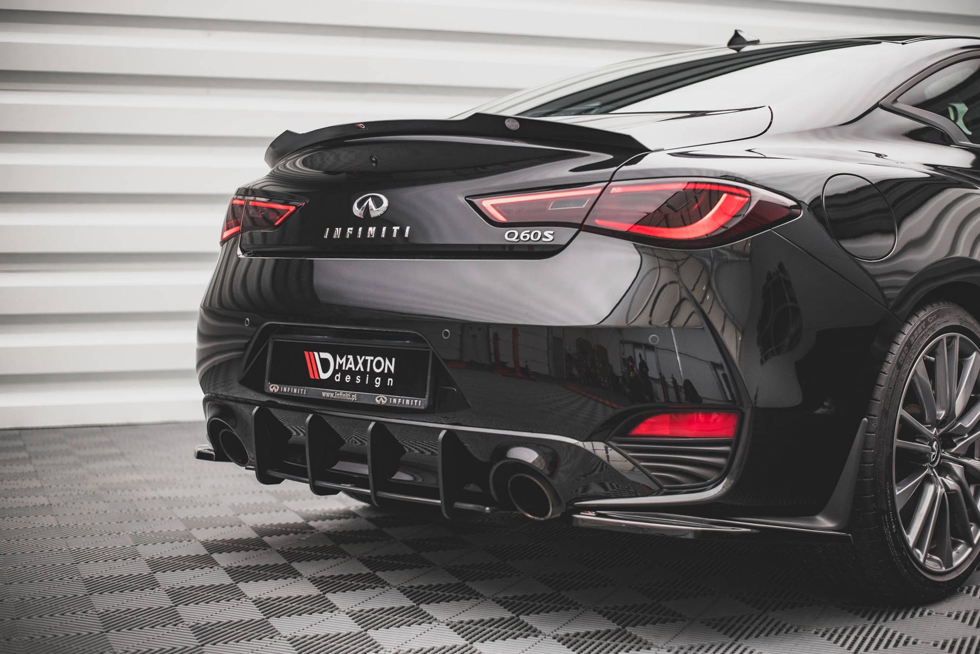 Maxton Design Street Pro Diffusore Post. - Infiniti Q60 Mk2