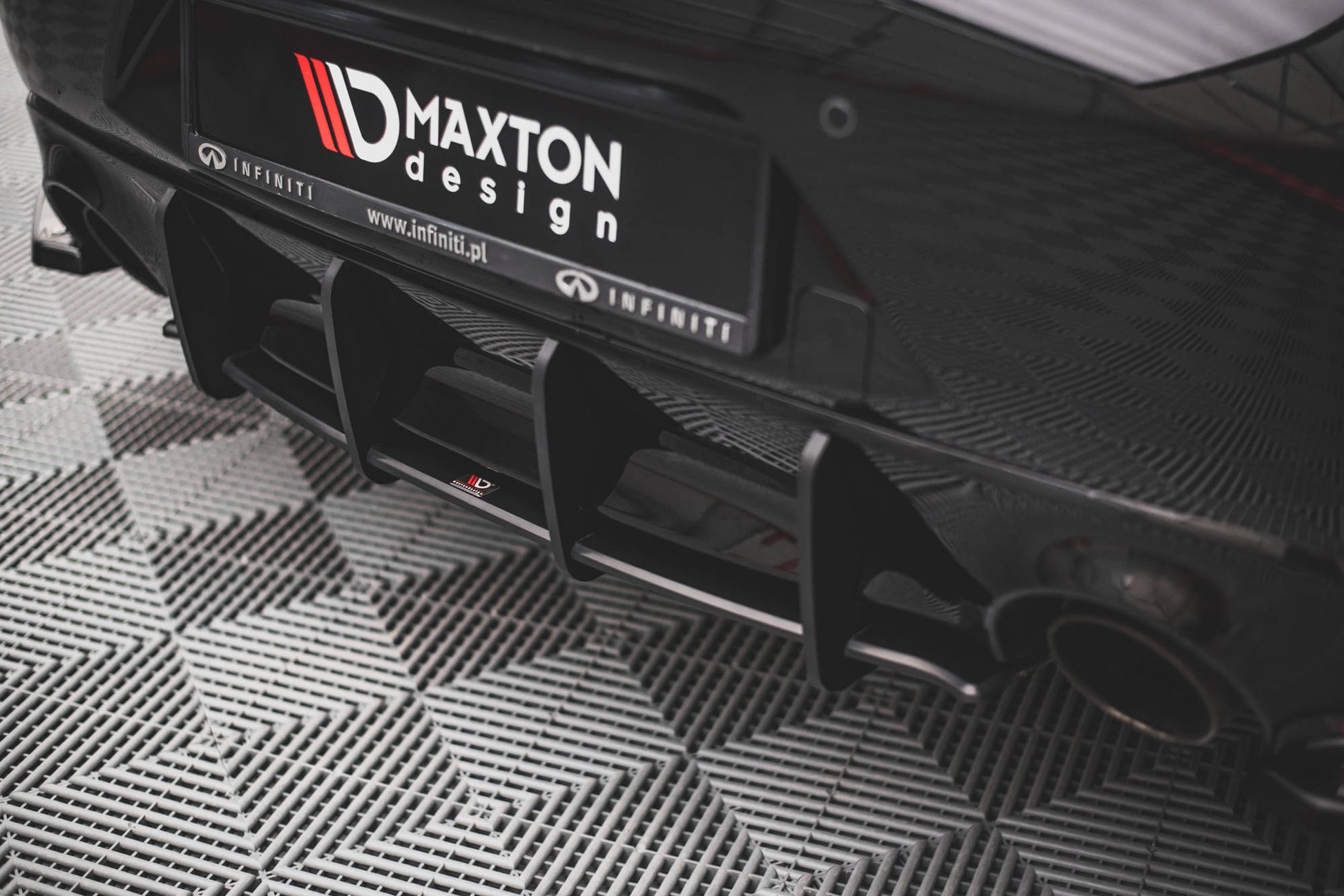 Maxton Design Street Pro Diffusore Post. - Infiniti Q60 Mk2 - img 2