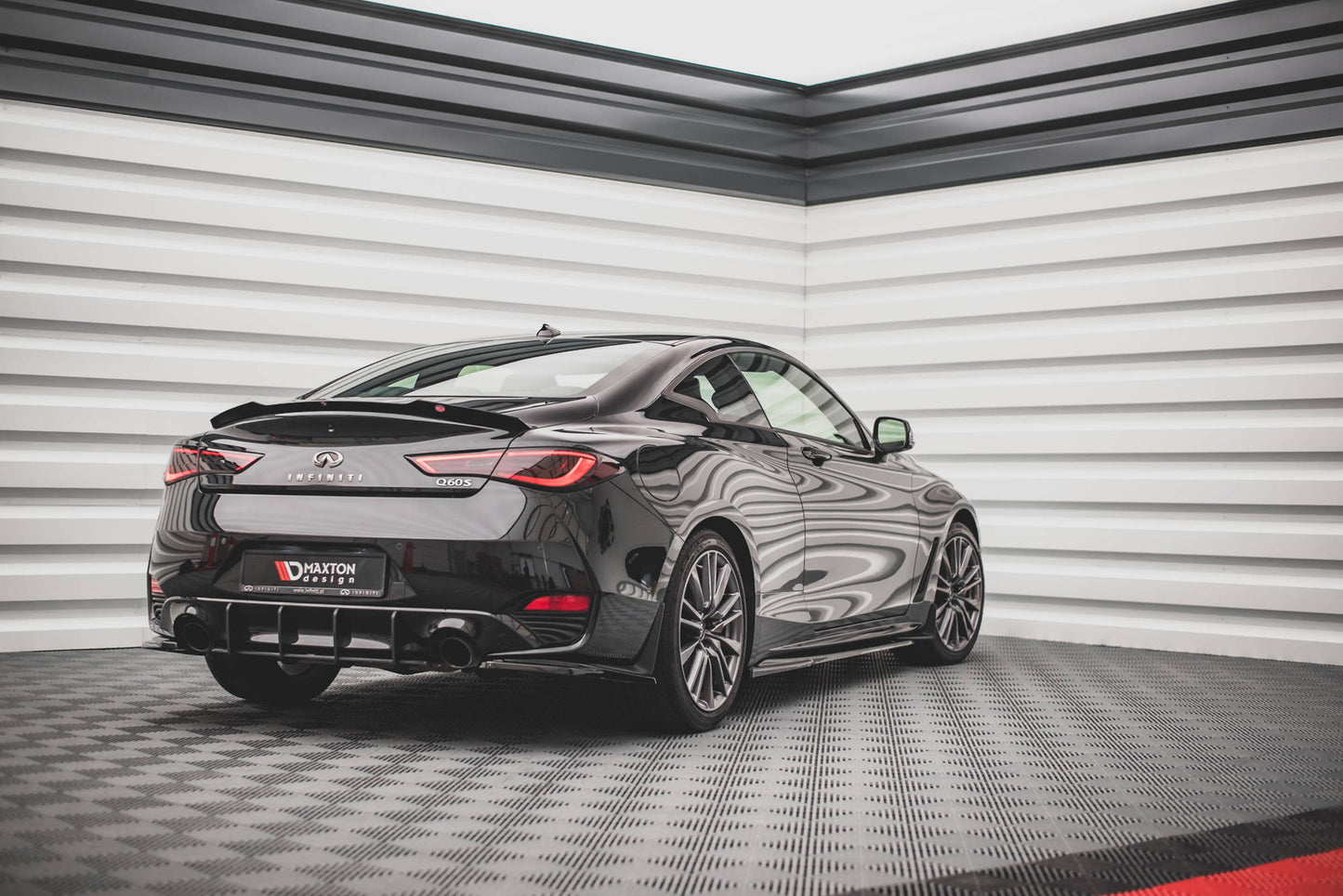 Maxton Design Street Pro Diffusore Post. - Infiniti Q60 Mk2 - img 3