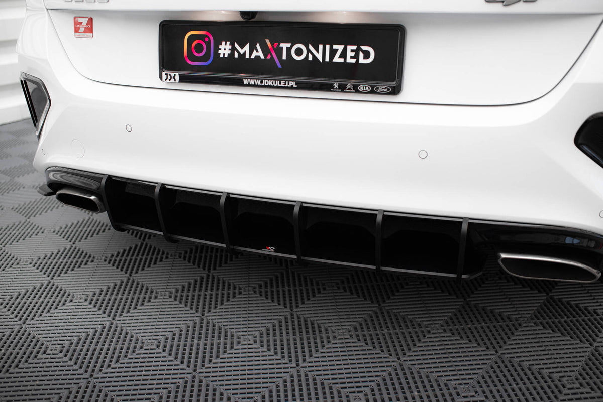 Maxton Design Street Pro Diffusore Post. - Kia Cee'd Pro Cee'd GT - img 3