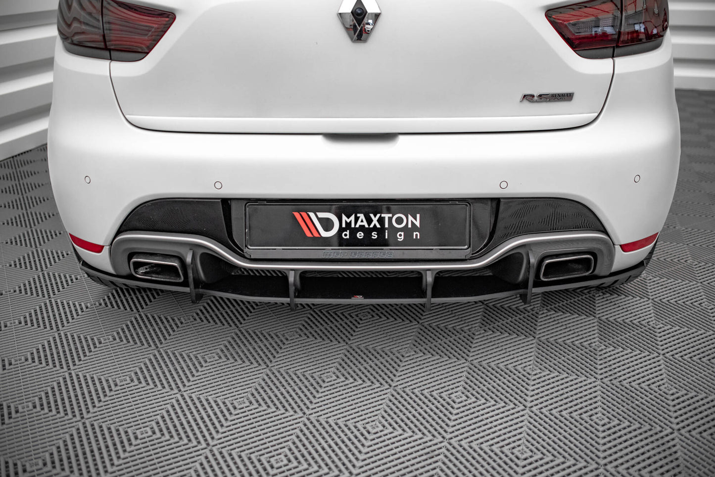 Maxton Design Street Pro Diffusore Post. - Renault Clio RS Mk4