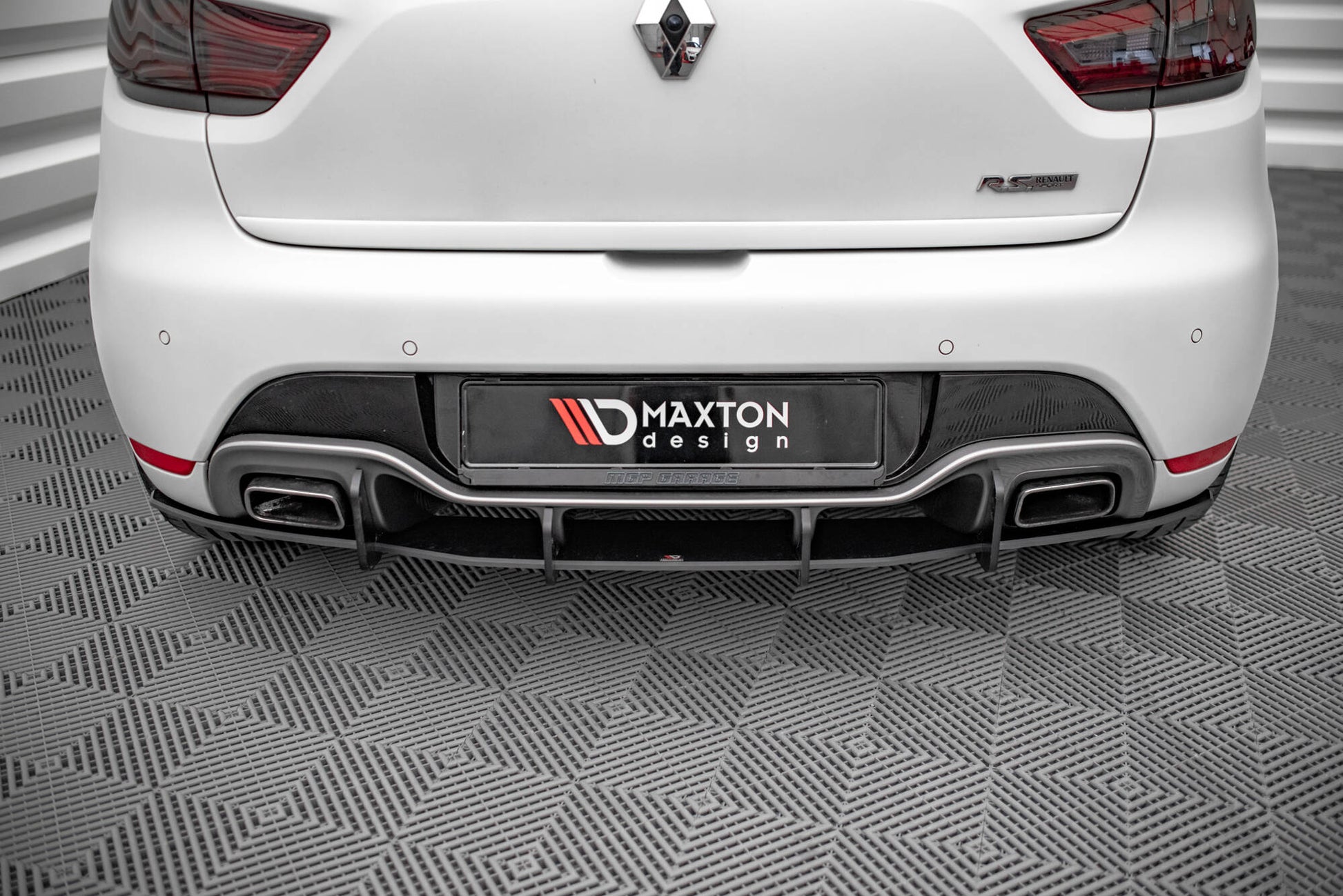 Maxton Design Street Pro Diffusore Post. - Renault Clio RS Mk4