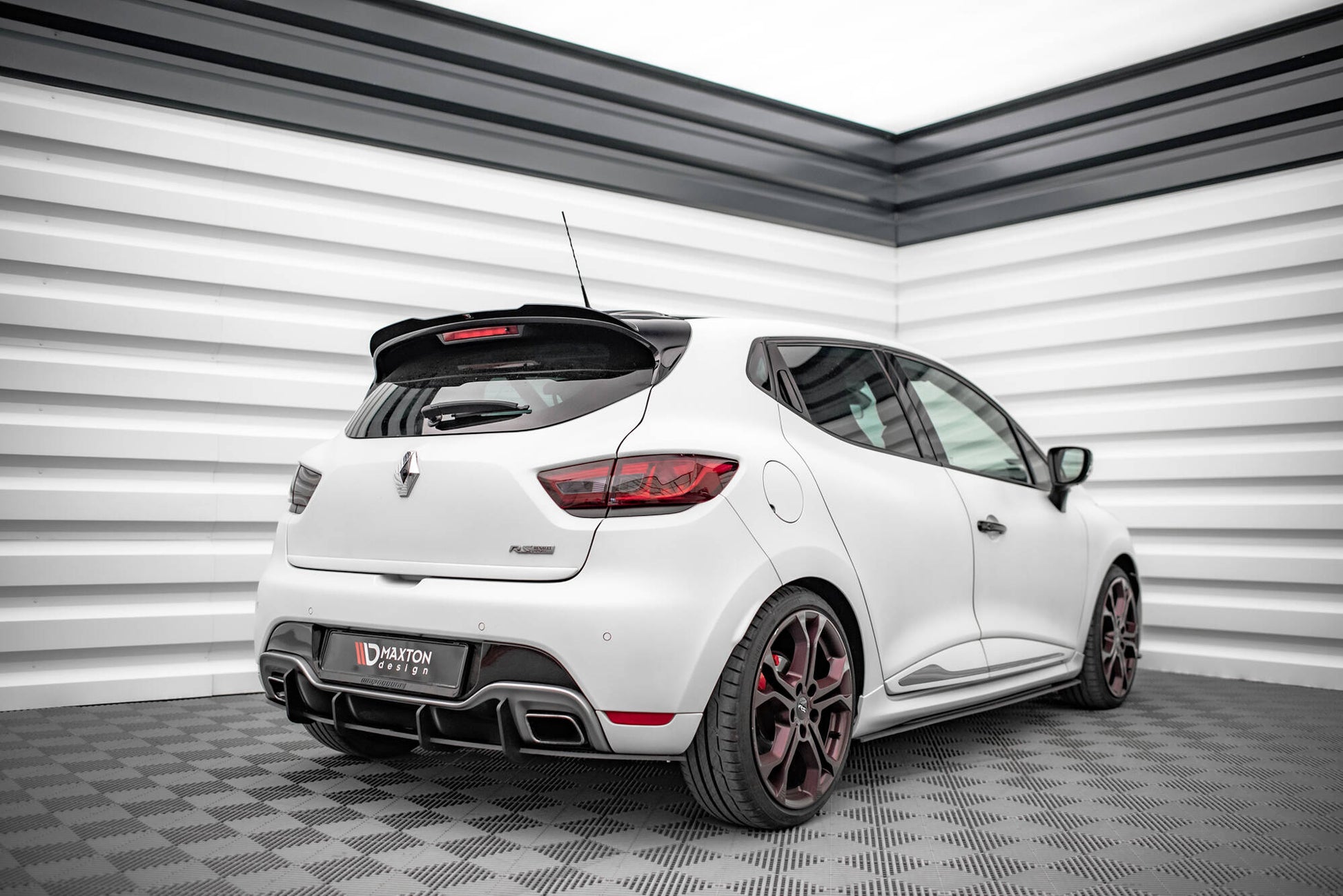 Maxton Design Street Pro Diffusore Post. - Renault Clio RS Mk4 - img 4