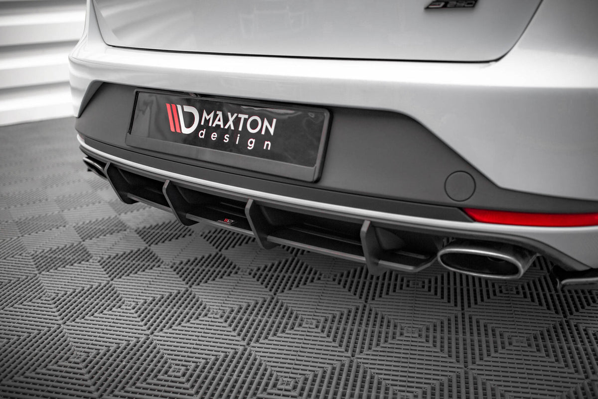 Maxton Design Street Pro Diffusore Post. - Seat Leon Cupra Mk3 - img 2