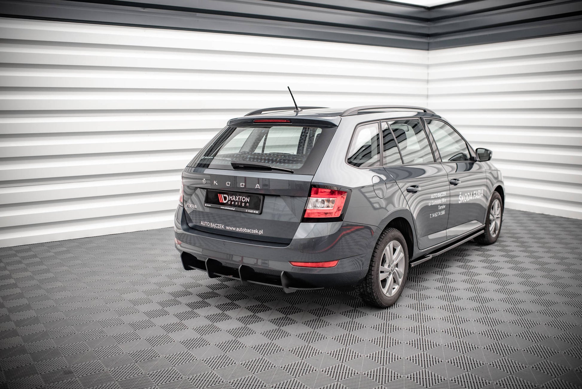 Maxton Design Street Pro Diffusore Post. - Skoda Fabia MK3 Facelift - img 2
