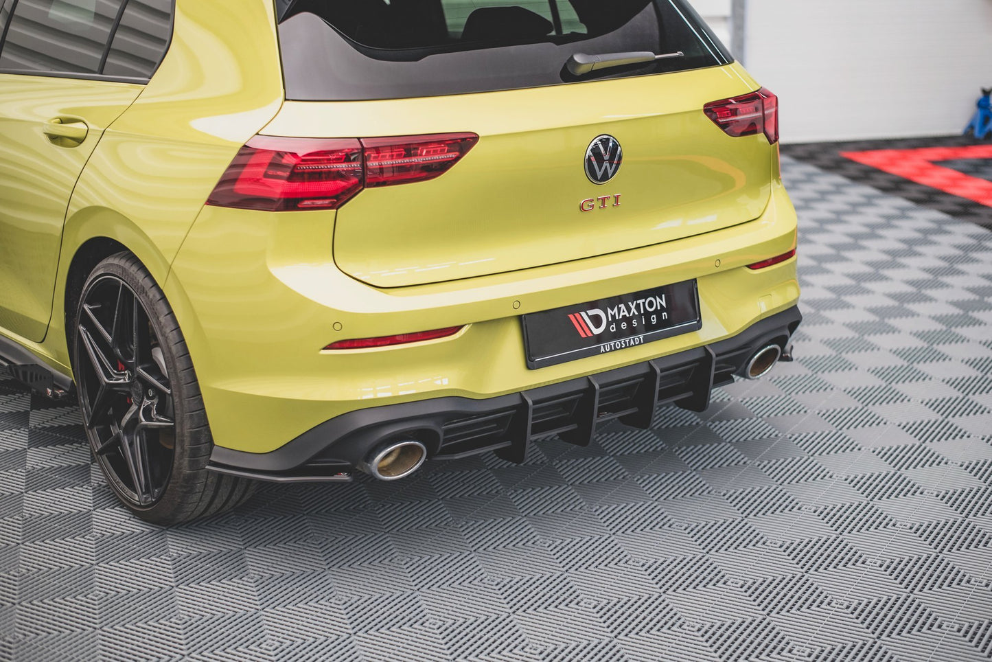 Maxton Design Street Pro Diffusore Post. V.2 - Volkswagen Golf GTI Mk8