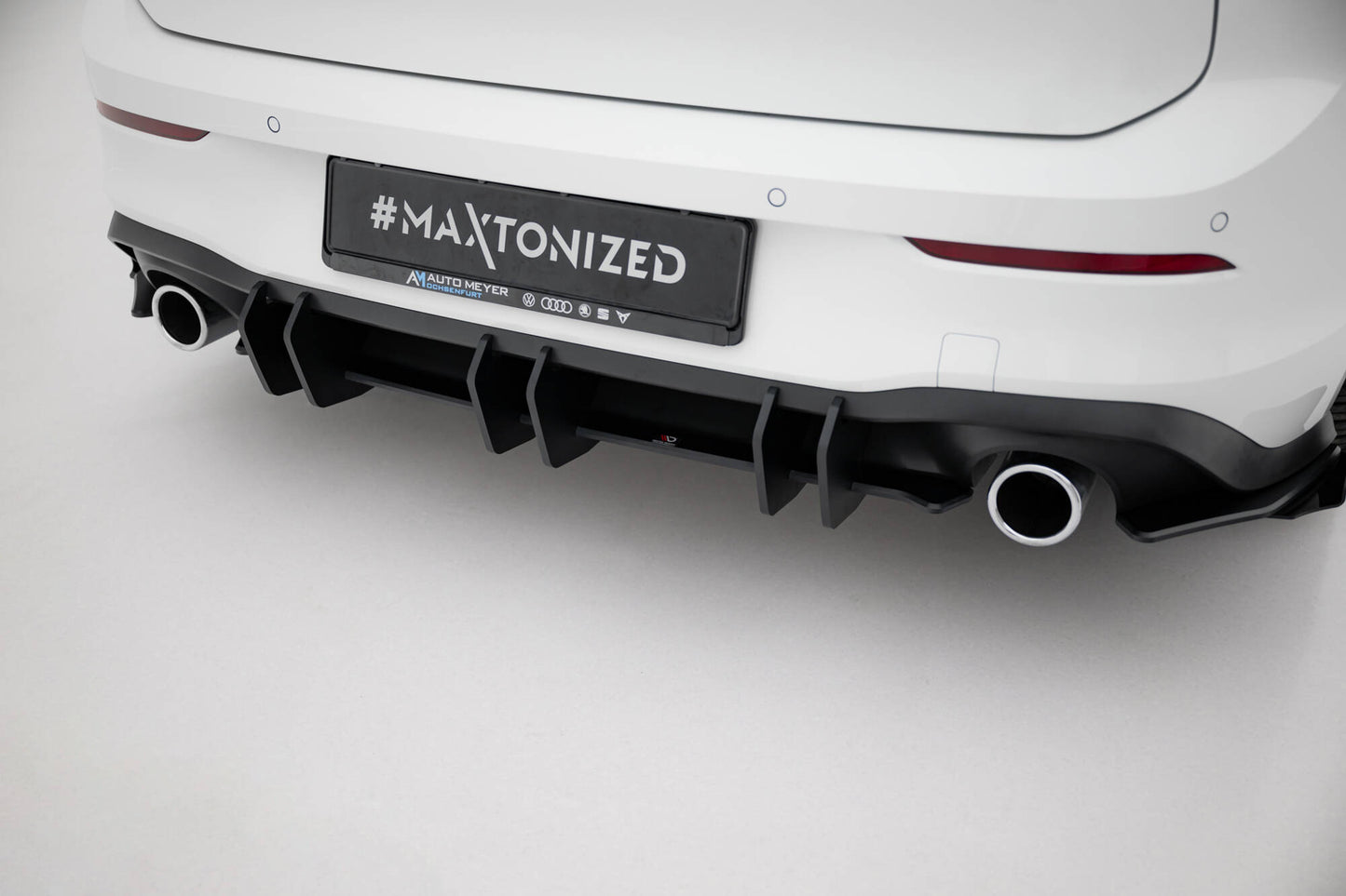 Maxton Design Street Pro Diffusore Post. V.2 - Volkswagen Golf GTI Mk8 - img 4