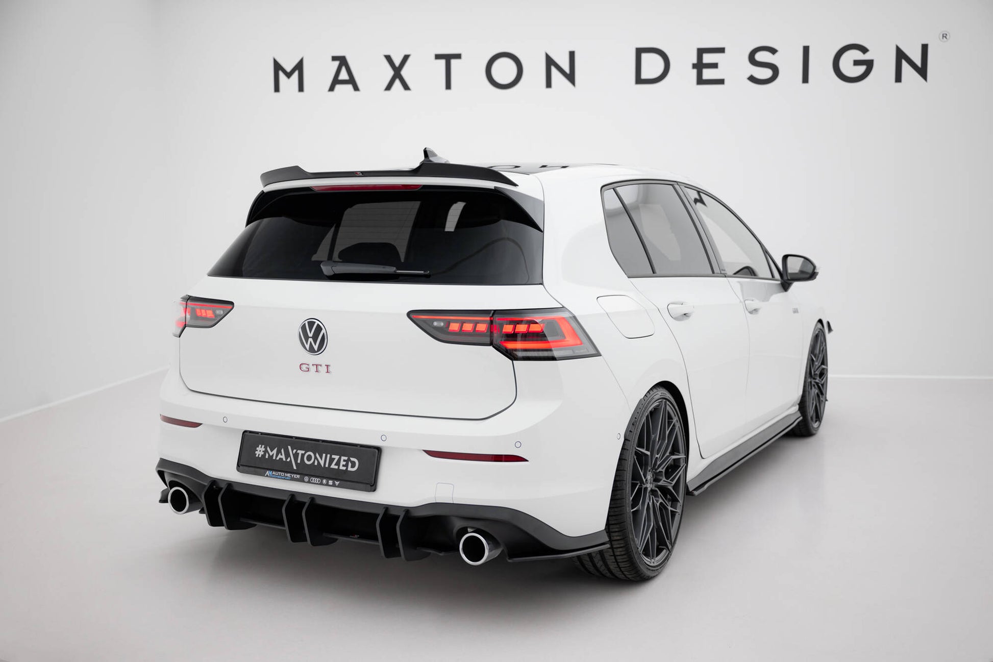 Maxton Design Street Pro Diffusore Post. V.2 - Volkswagen Golf GTI Mk8