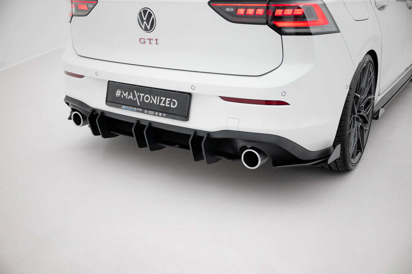 Maxton Design Street Pro Diffusore Post. V.2 - Volkswagen Golf GTI Mk8 - img 2