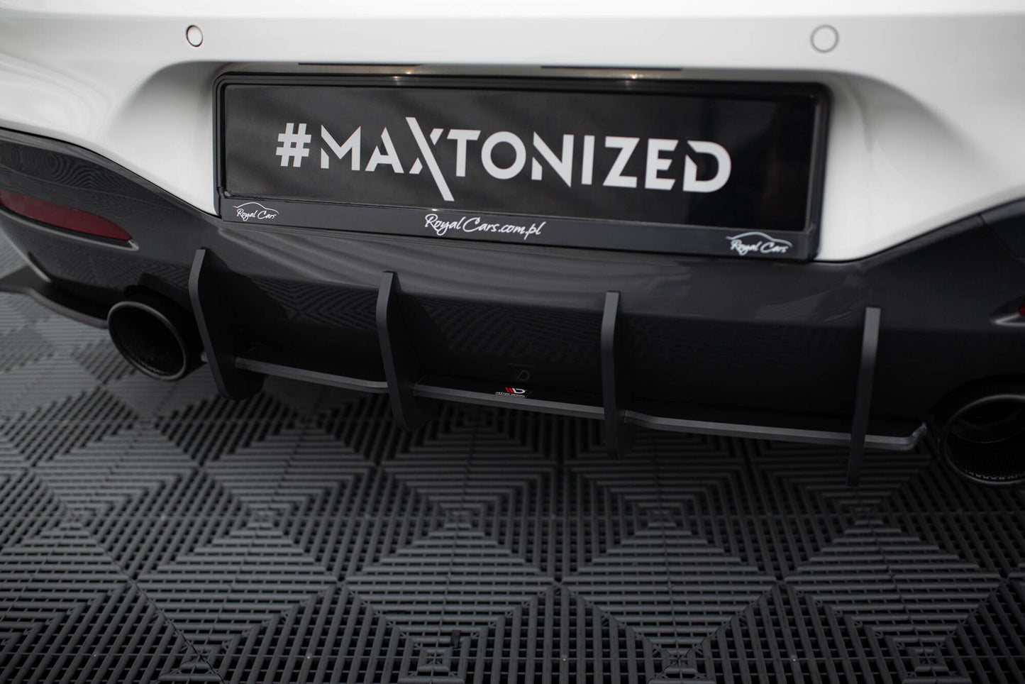 Maxton Design Street Pro Diffusore Post. V.3 - BMW Serie 1 F20- F21 - img 4