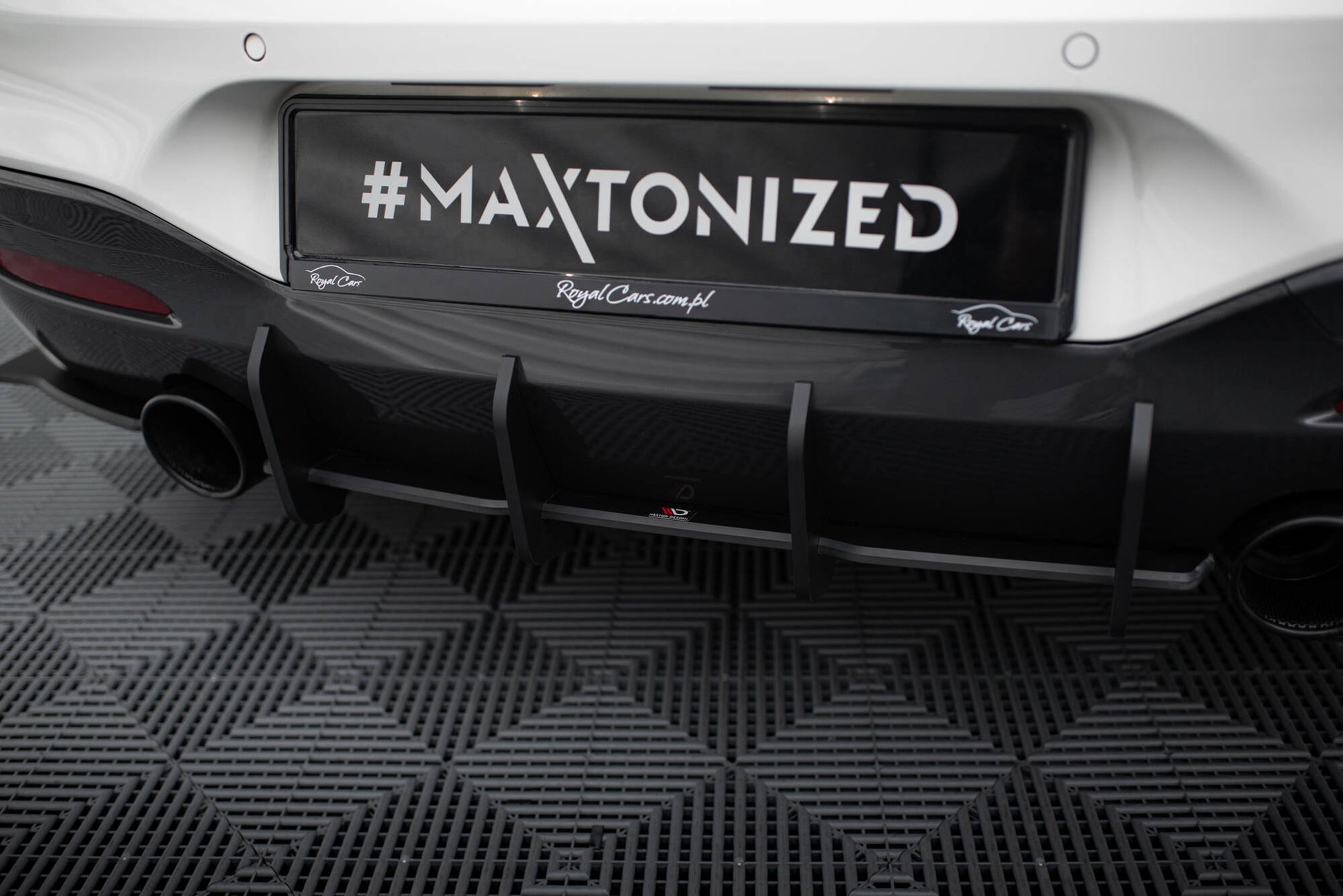 Maxton Design Street Pro Diffusore Post. V.3 - BMW Serie 1 F20- F21 - img 4