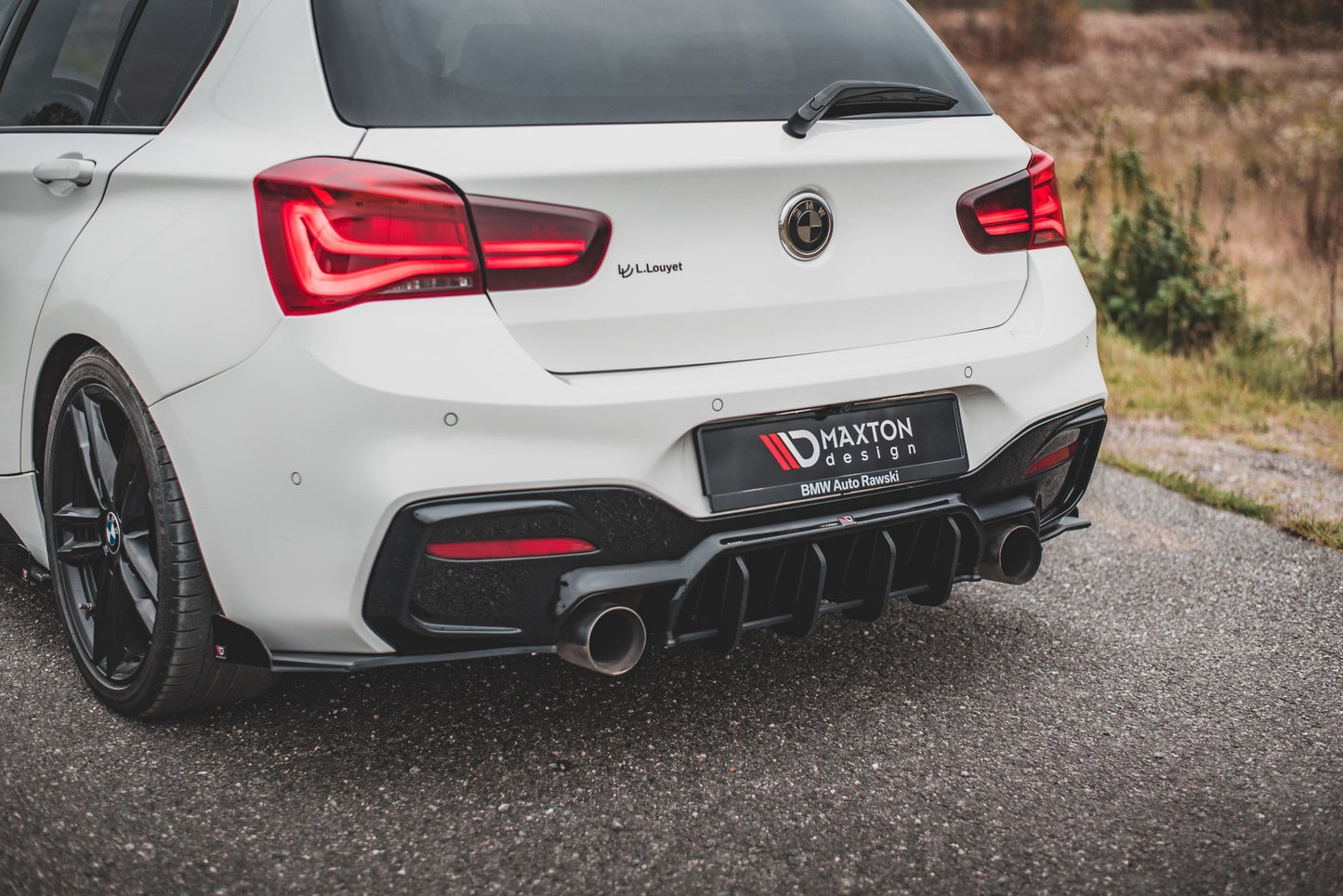 Maxton Design Street Pro Diffusore Post. V.4 - BMW Serie 1 F20- F21
