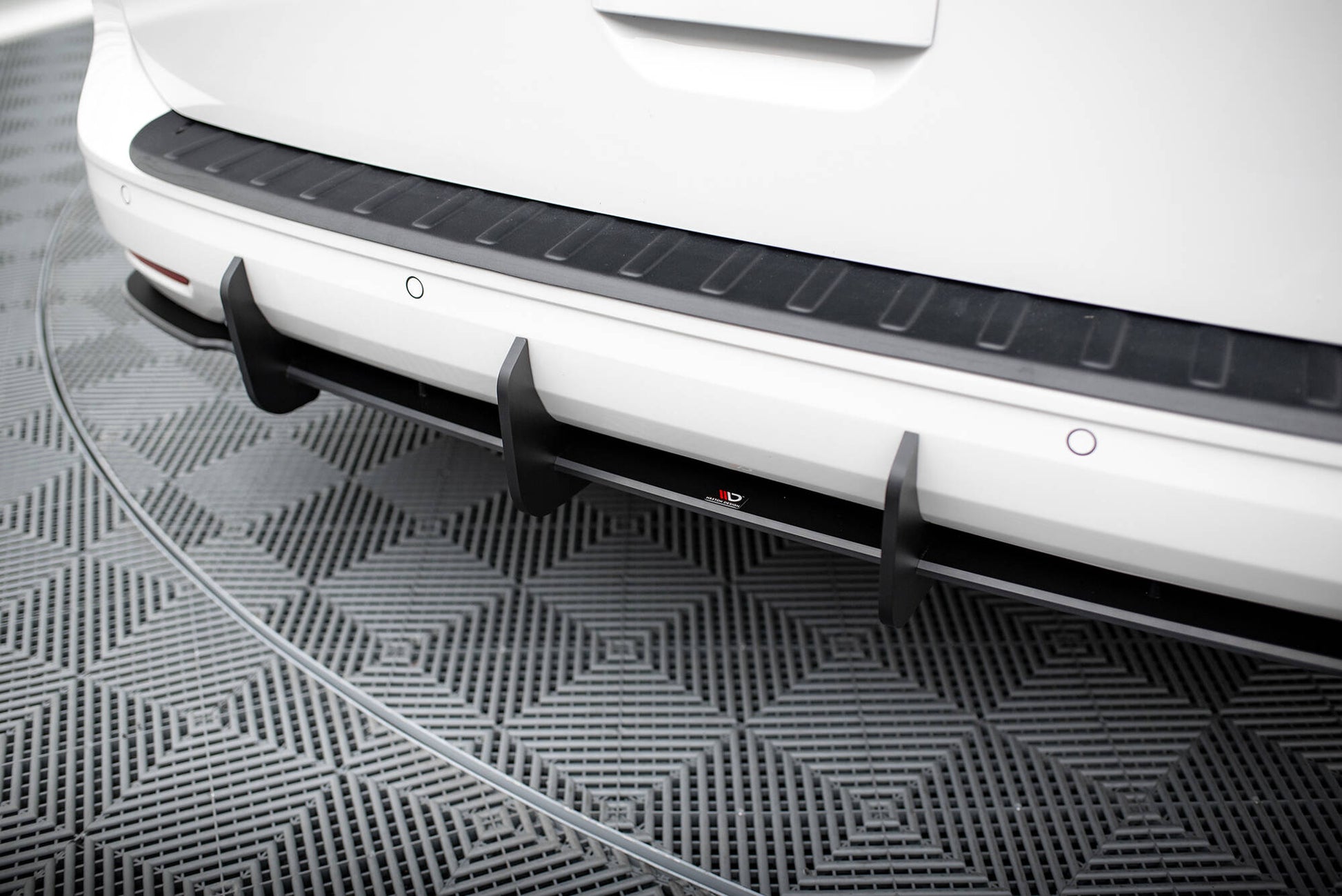 Maxton Design Street Pro Diffusore Post. - Volkswagen Caddy Mk5 - img 2
