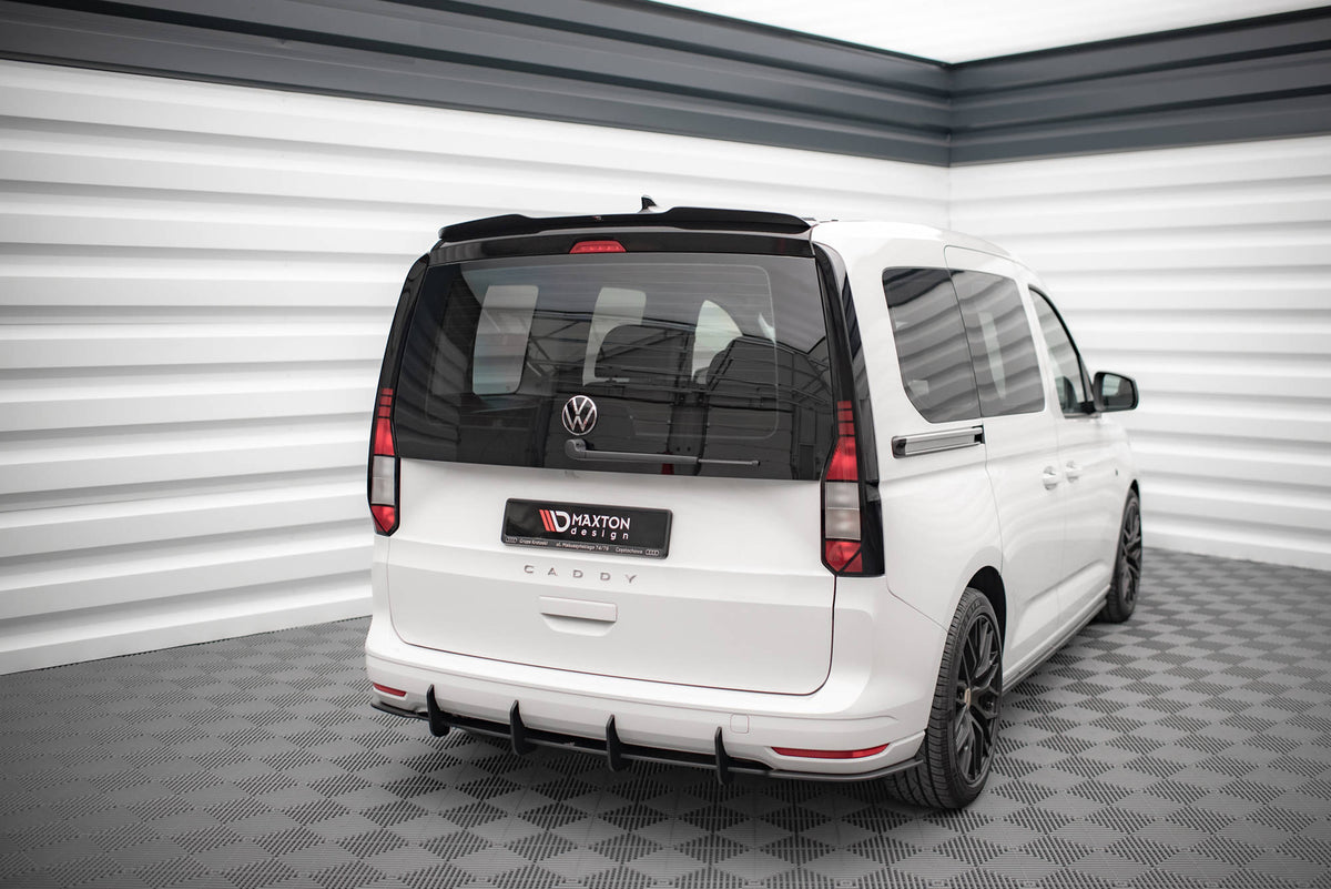 Maxton Design Street Pro Diffusore Post. - Volkswagen Caddy Mk5 - img 3