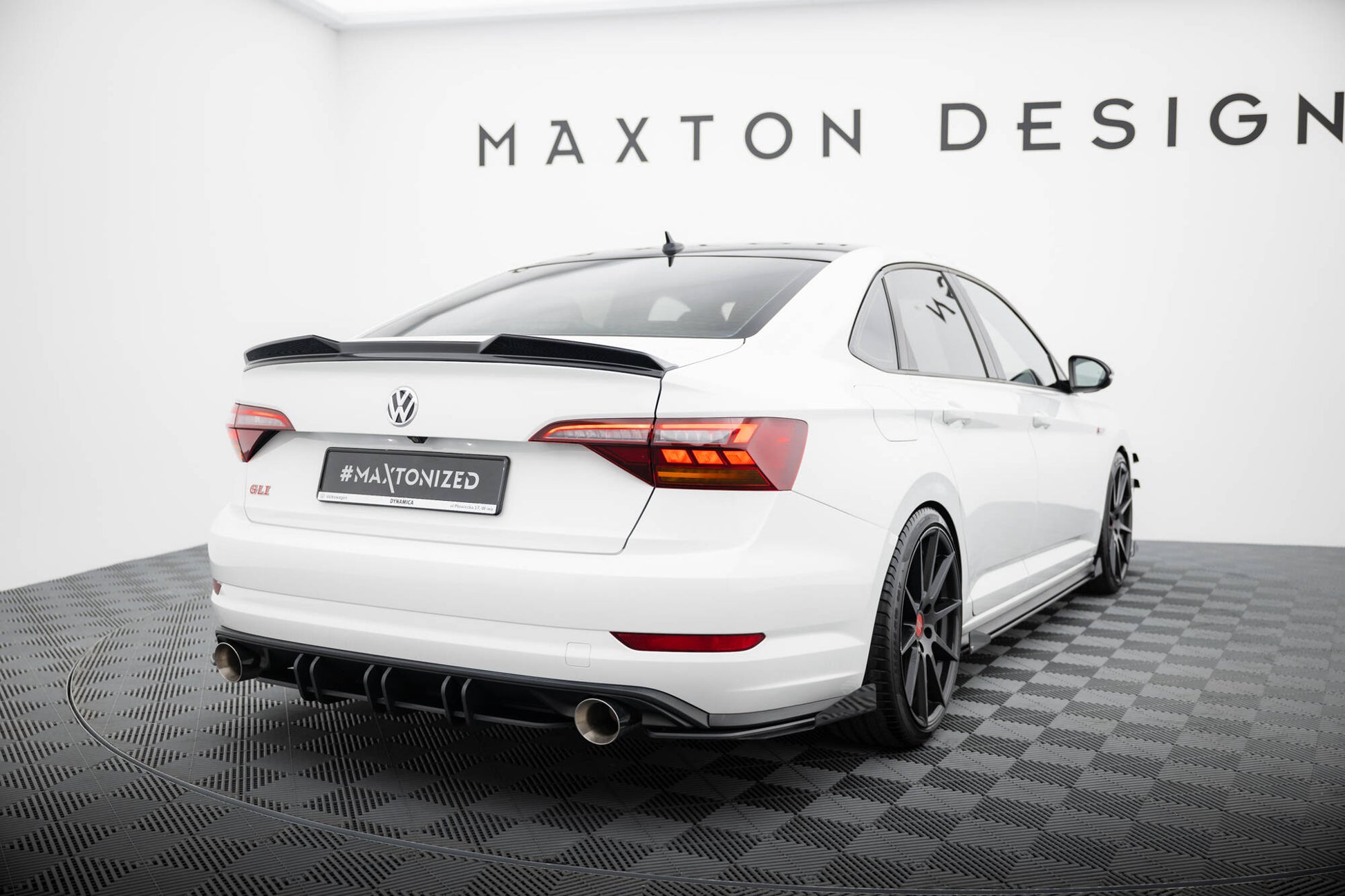 Maxton Design Street Pro Diffusore Post. - Volkswagen Jetta GLI