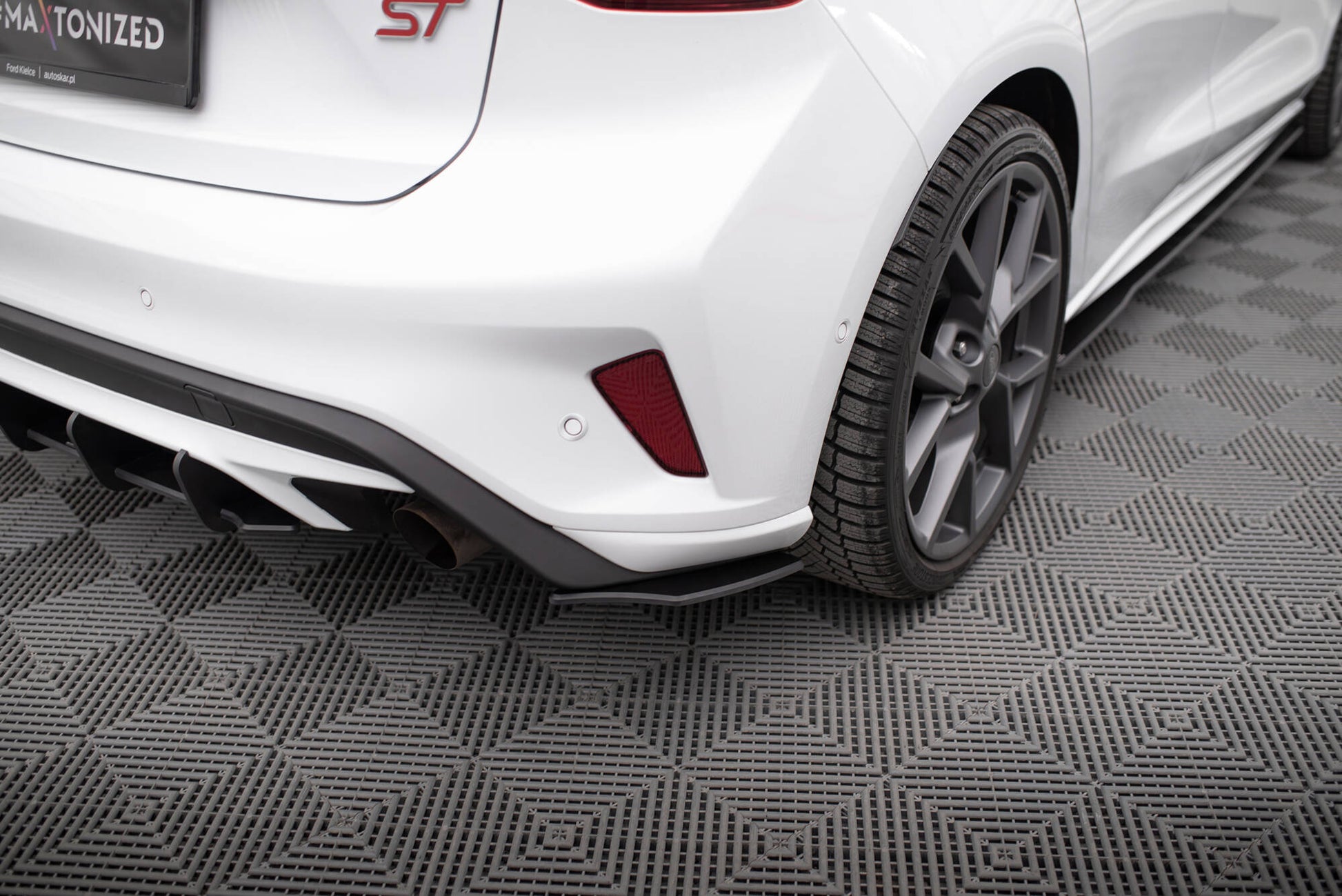 Maxton Design Street Pro Posteriore - Ford Focus ST Mk4