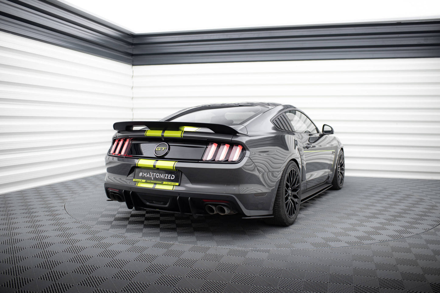 Maxton Design Street Pro Posteriore - Ford Mustang Mk6 - img 3