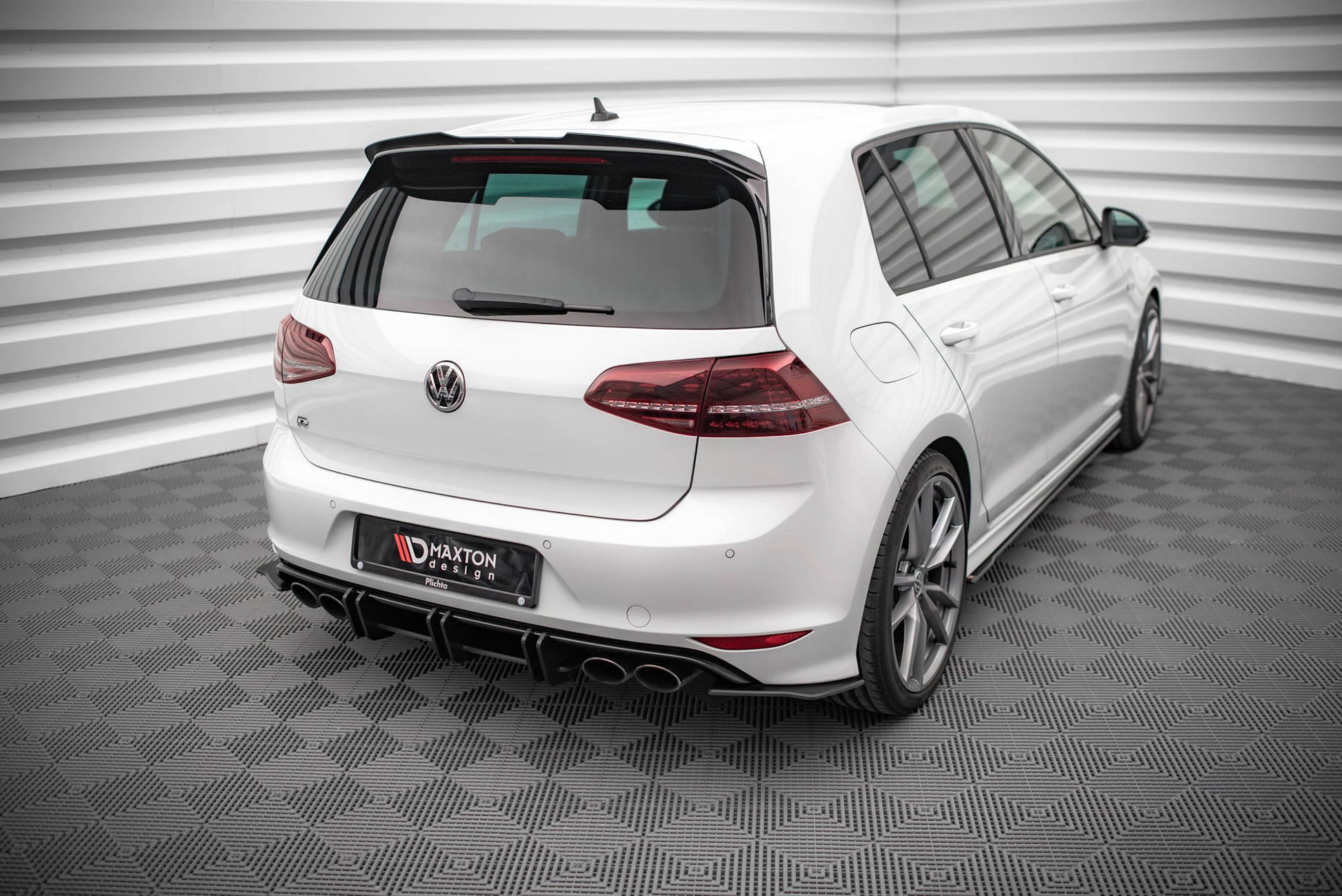 Maxton Design Street Pro Posteriore - Volkswagen Golf R Mk7 - img 2