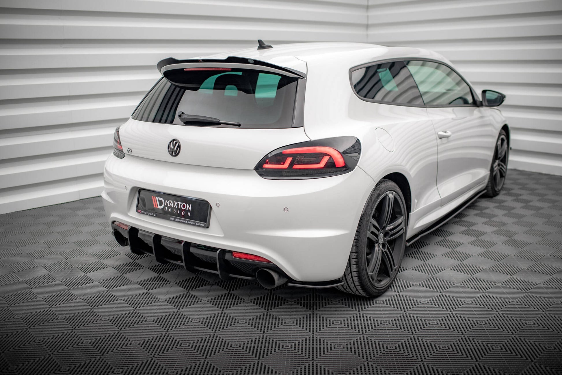 Maxton Design Street Pro Posteriore - Volkswagen Scirocco R Mk3 - img 2
