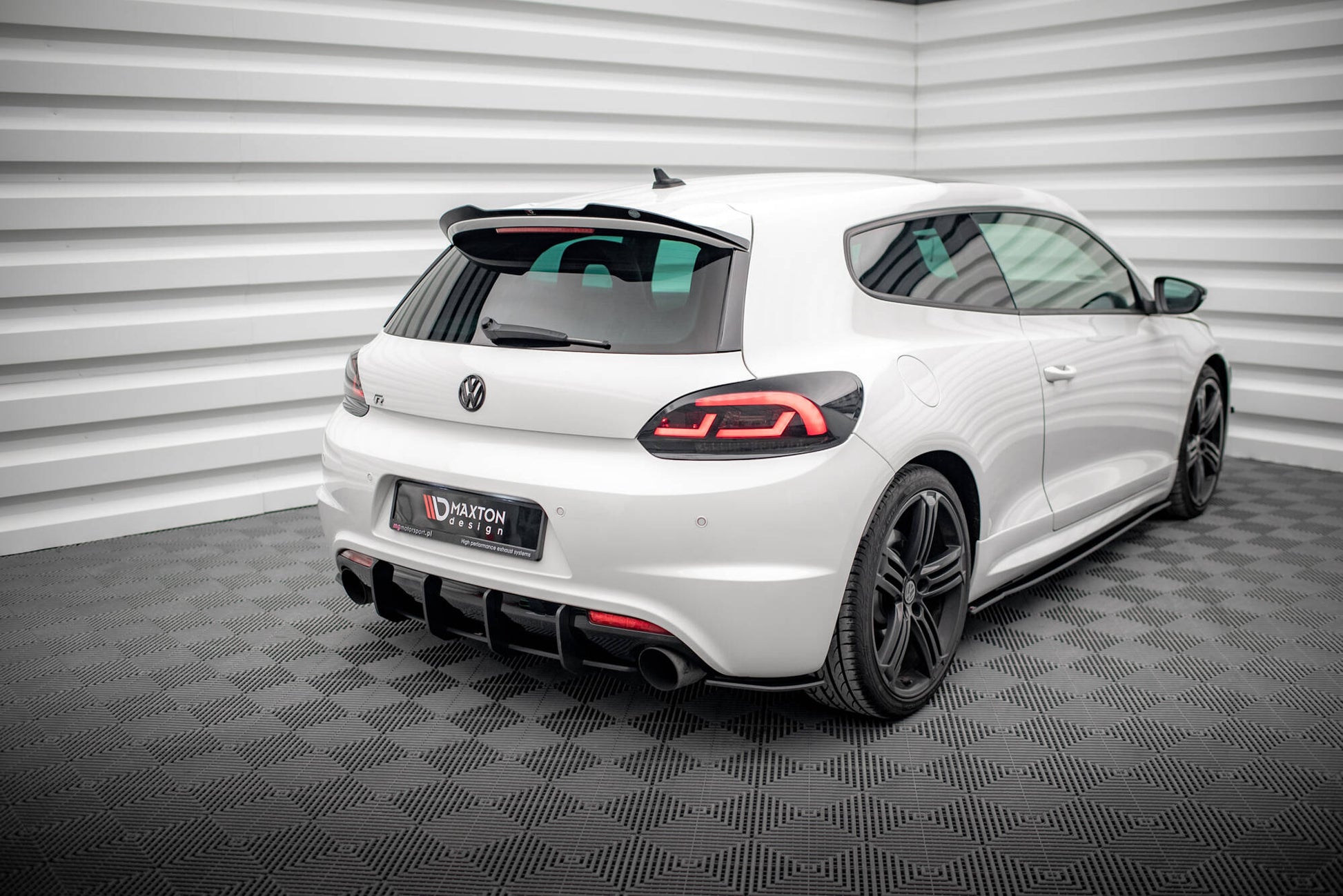 Maxton Design Street Pro Posteriore - Volkswagen Scirocco R Mk3 - img 3