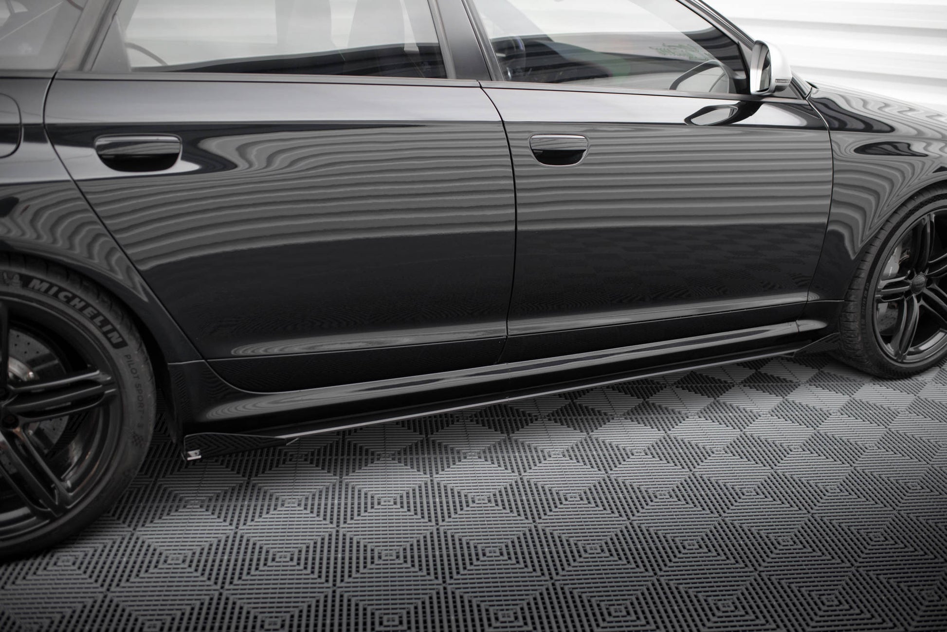 Maxton Design Street Pro Minigonne - Audi A6 C6 - img 3