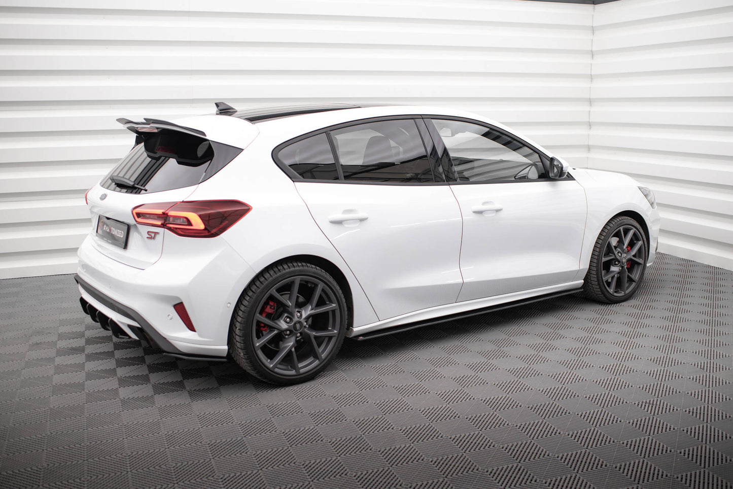 Maxton Design Street Pro Minigonne - Ford Focus Mk4 - img 3