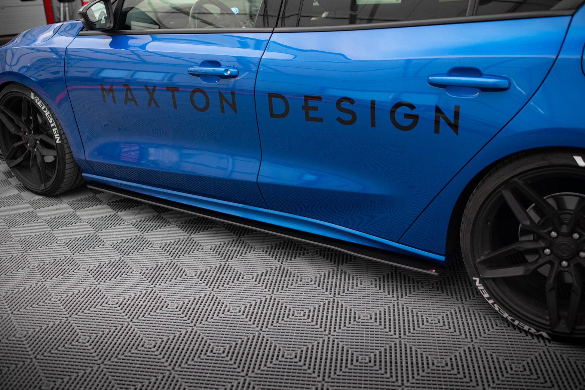 Maxton Design Street Pro Minigonne - Ford Focus Mk4 - img 6